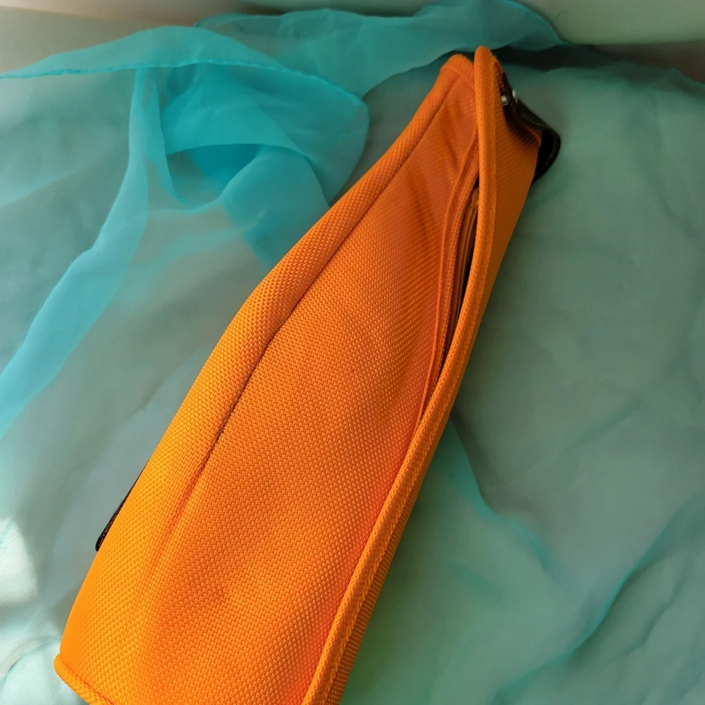 Veuve Clicquot Orange Champagne Wine Bottle Holder Wrap Insulated Zipper
